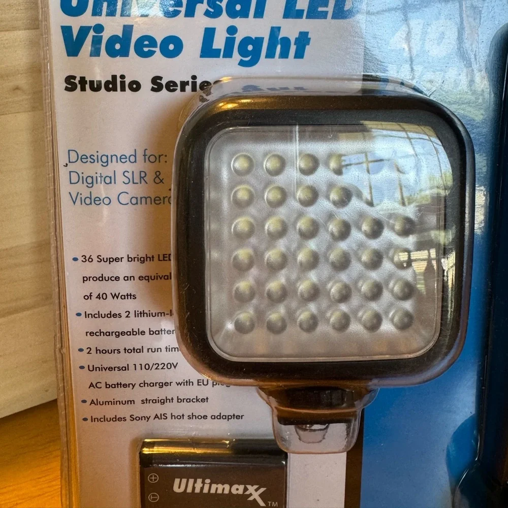 Ultimaxx Universal LED Video Light Studio Series - model# UM-LED36KIT